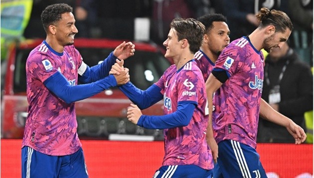 ĐT Pháp đến Hy Lạp - Bóng Đá