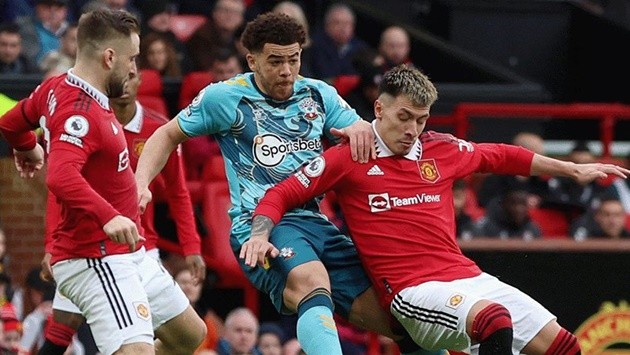 Gary Lineker left to regret sarcastic Man Utd dig after comeback Nottingham Forest win - Bóng Đá