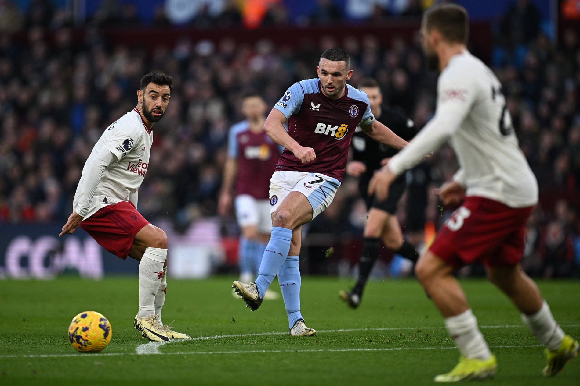 McTominay hóa siêu dự bị, Man Utd hạ gục Aston Villa - Bóng Đá