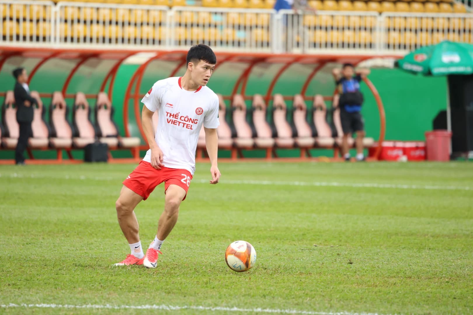 HLV V-League tiết lộ bí quyết khắc chế Hoàng Đức - Bóng Đá