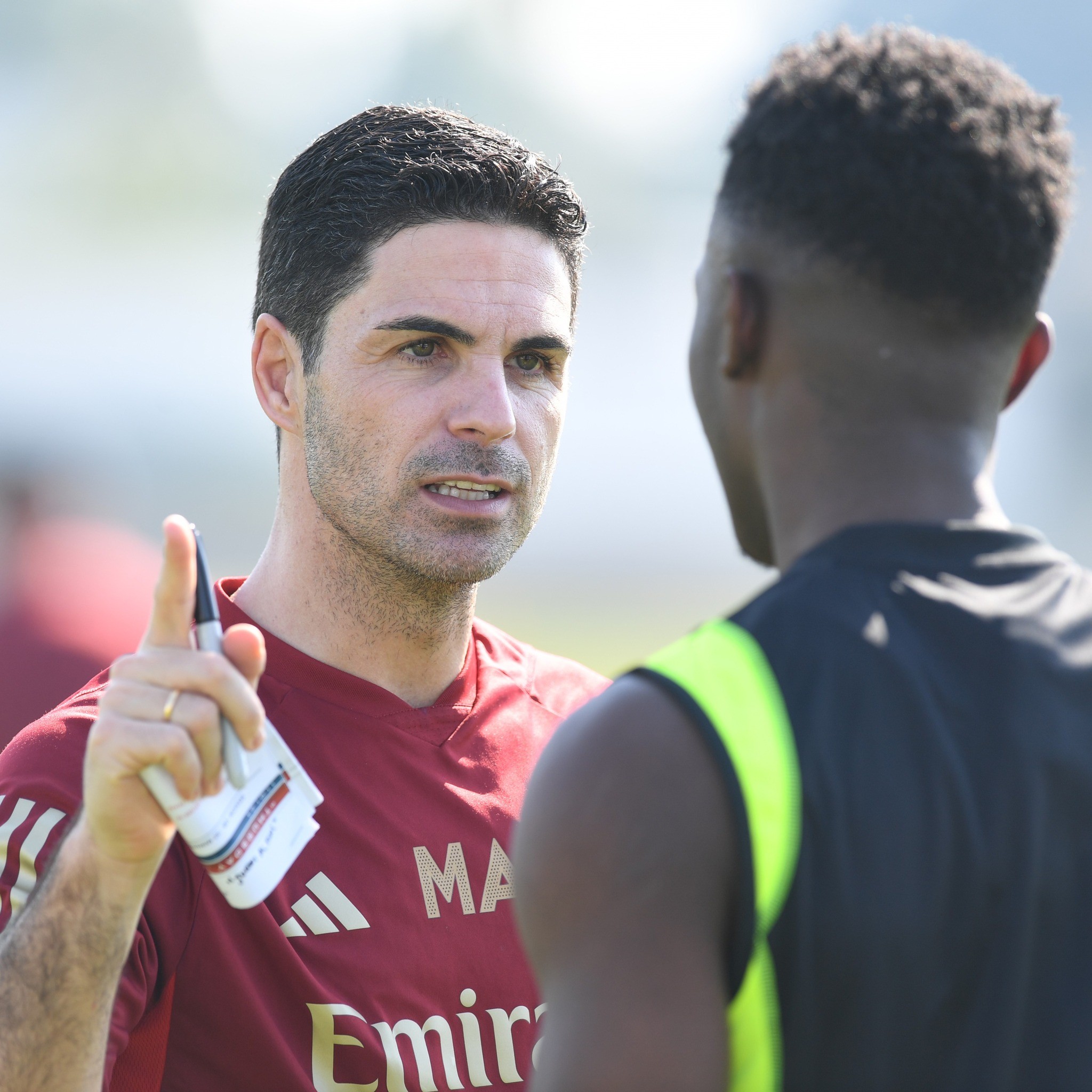 Thái độ của dàn sao Arsenal trên sân tập sau 3 thất bại liên tiếp - Bóng Đá