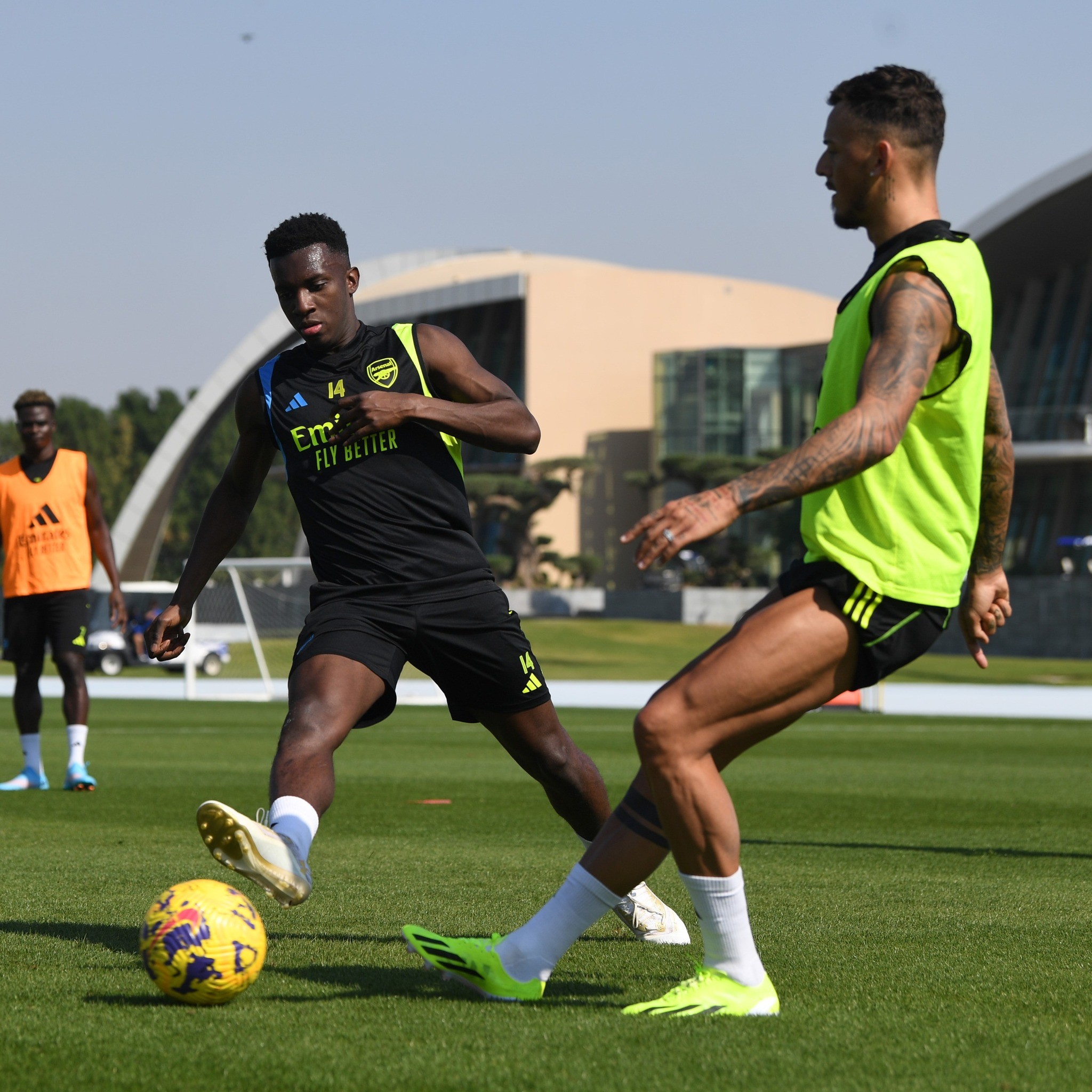 Thái độ của dàn sao Arsenal trên sân tập sau 3 thất bại liên tiếp - Bóng Đá