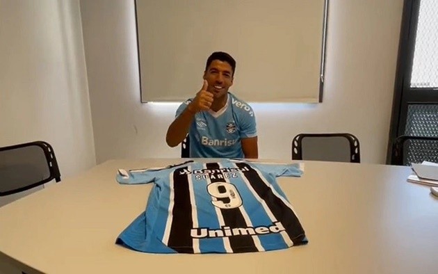 Suarez lập siêu phẩm - Bóng Đá