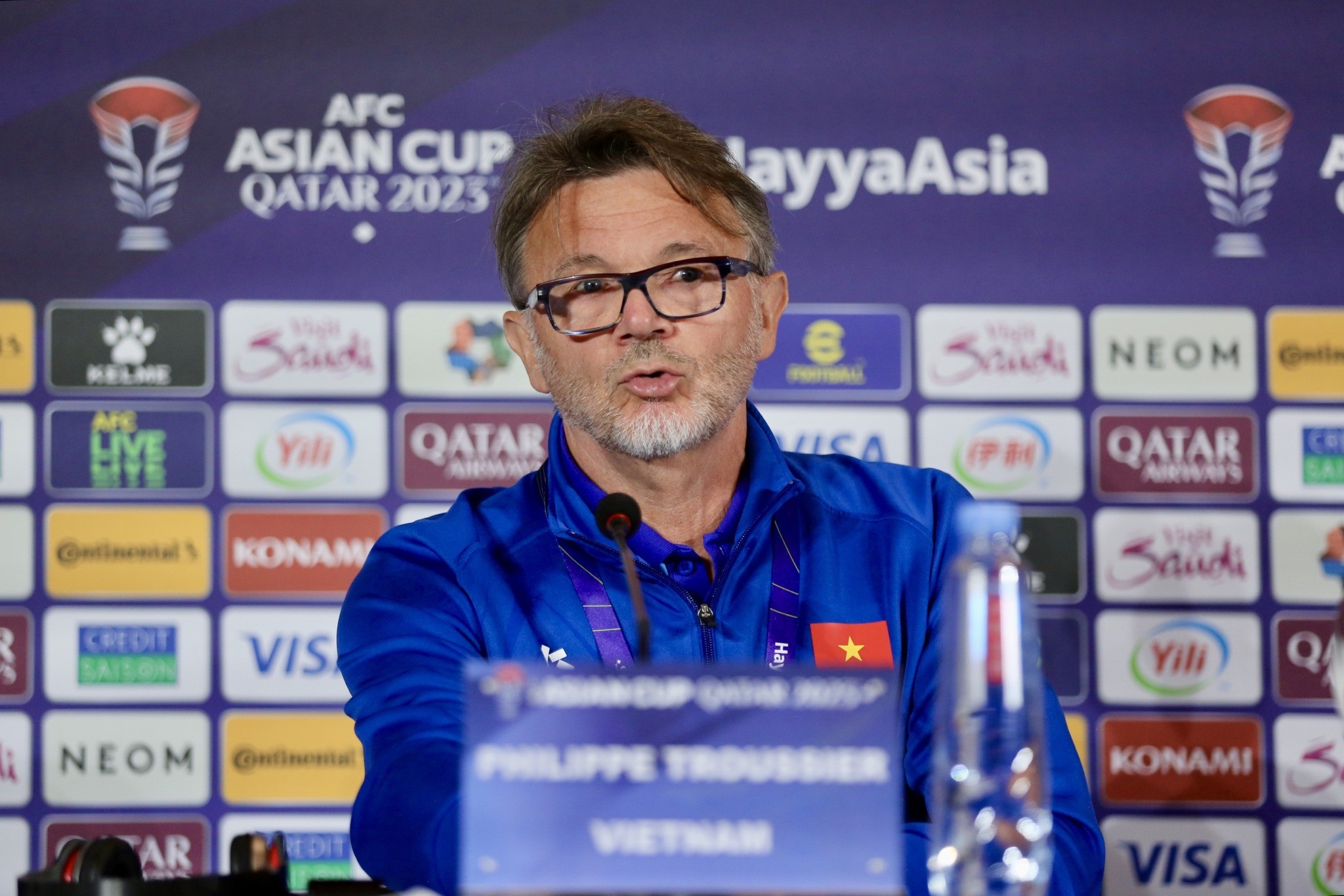 Thua tiếp Indonesia, VFF nói thẳng tương lai HLV Troussier - Bóng Đá