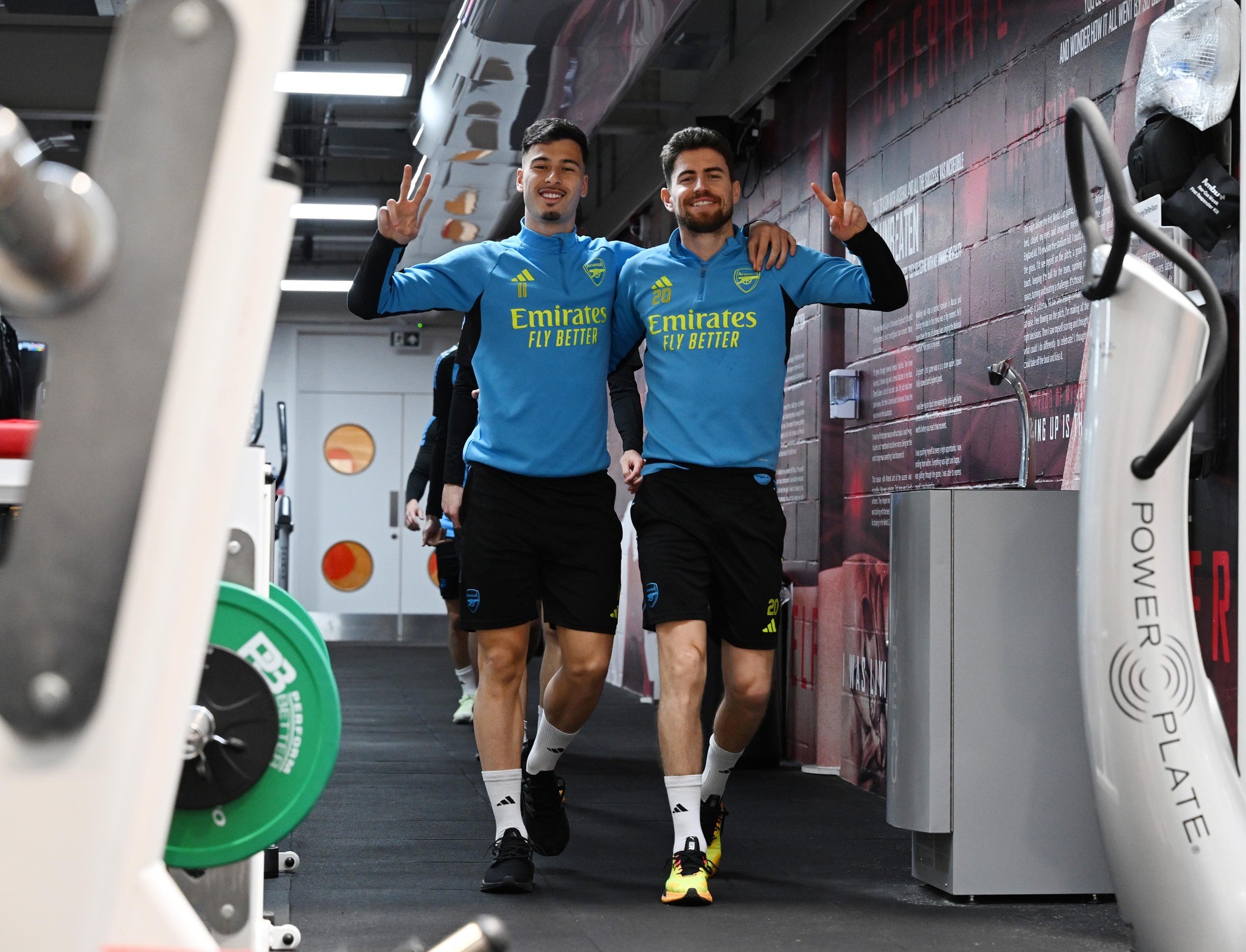 Chờ câu trả lời của Arsenal - Bóng Đá