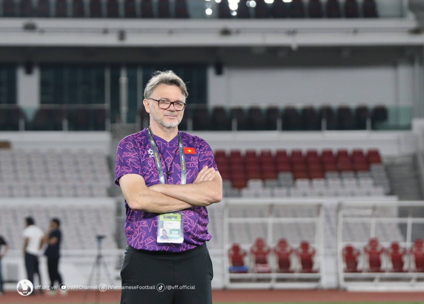 Người đại diện Quang Hải phá vỡ im lặng về năng lực của HLV Troussier - Bóng Đá