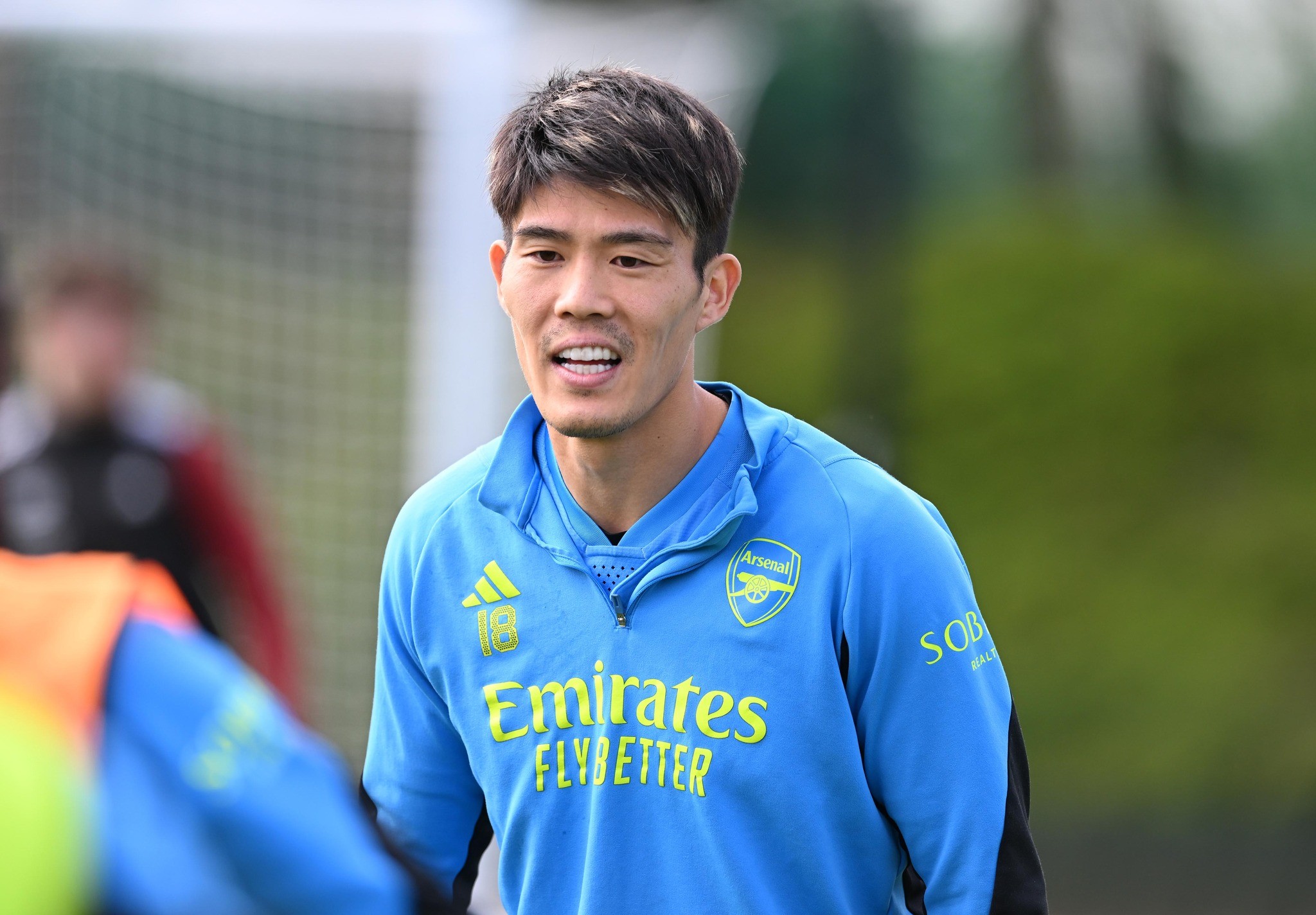 White xuất hiện, Arsenal xua quân ra tập luyện - Bóng Đá