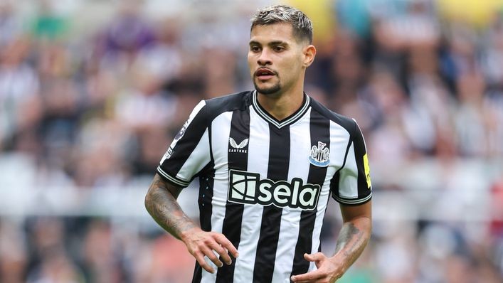 Trụ cột Newcastle tiết lộ thần tượng của bản thân - Bóng Đá