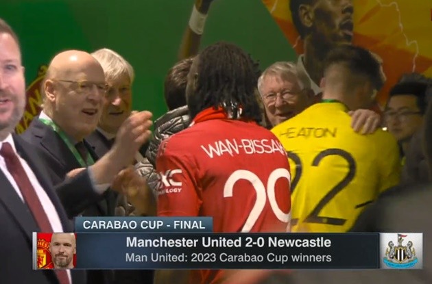 Man Utd vô địch, Sir Alex 'chiếm sóng' tại Wembley - Bóng Đá