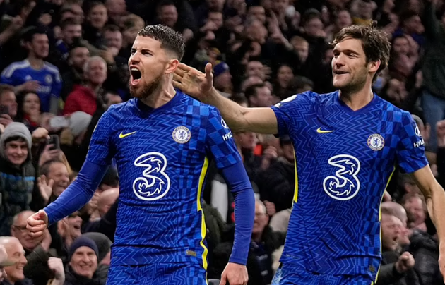 Lukaku vận hết sức tách Rudiger khỏi xung đột - Bóng Đá