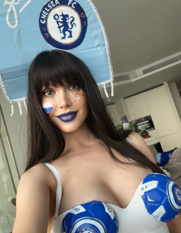 Playboy bunny and Chelsea’s ‘hottest fan’ - Bóng Đá