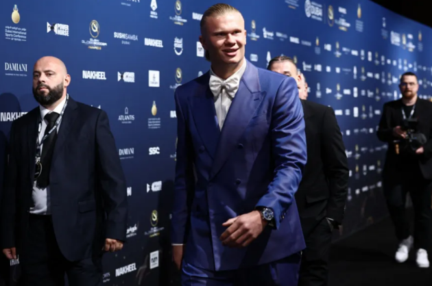 Wags arrive at glitzy Globe Soccer Awards - Bóng Đá