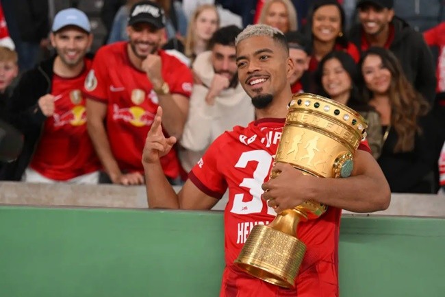 ARSENAL HOLD TALKS WITH BENJAMIN HENRICHS’ REPRESENTATIVES - Bóng Đá