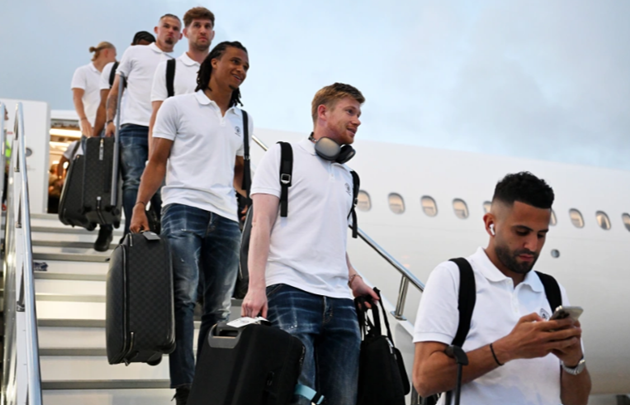 Man City stars look relaxed as they touch down in Istanbul - Bóng Đá