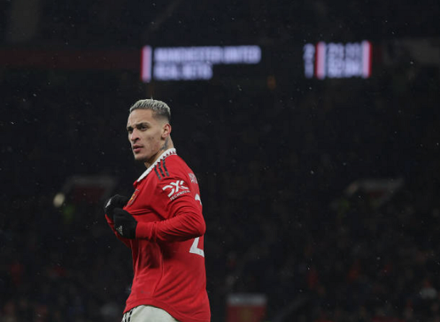 Antony đưa NHM Man Utd đi 'tàu lượn' cảm xúc - Bóng Đá