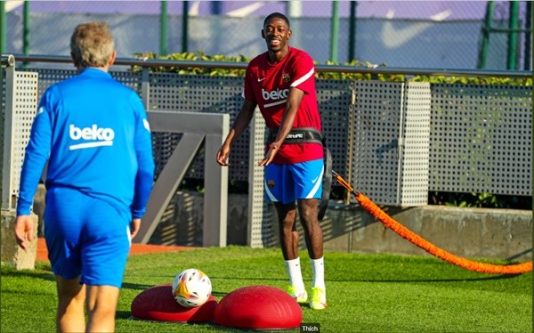 Kun Aguero had some light training with Argentina - Bóng Đá