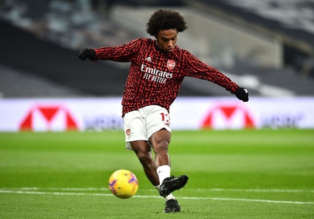 Toàn cảnh Martinez thúc củi chỏ cục súc khiến Aston Villa phẫn nộ - Bóng Đá