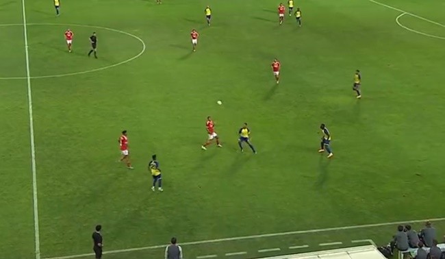 Điểm yếu của Mbappe bị phơi bày - Bóng Đá