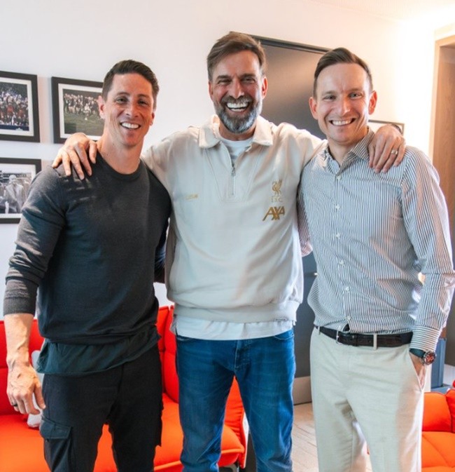 Fernando Torres returns to Liverpool to shadow Jurgen Klopp in training - Bóng Đá