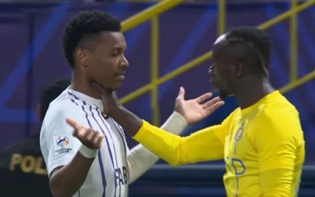 Cristiano Ronaldo caught up in huge bust-up following Al-Nassr defeat after Mane grabs rival’s THROAT - Bóng Đá
