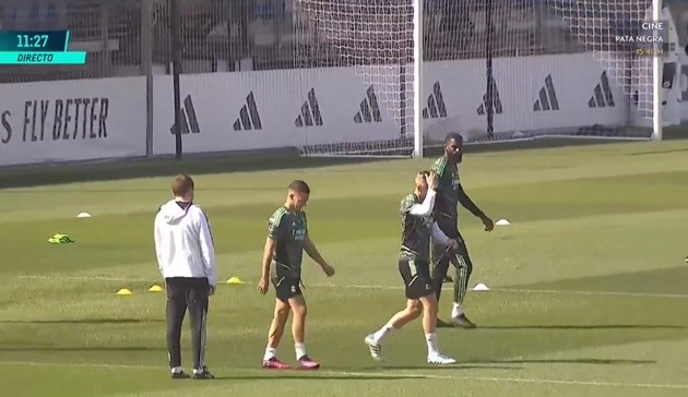 Kế hoạch chuyển nhượng đảo lộn của Real Madrid - Bóng Đá