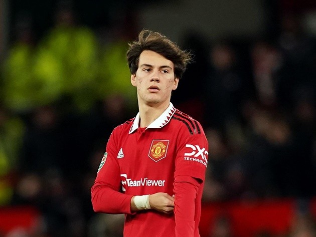 Alex Scott looks stunning as she bares midriff at EA Sports event alongside Ronaldinho, Figo and Haaland - Bóng Đá