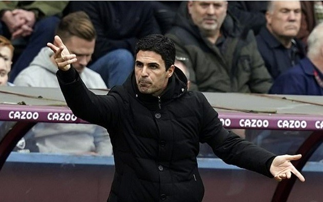 Inside Real Madrid’s incredible dressing room celebrations after Barcelona win as players go wild after earning day off - Bóng Đá