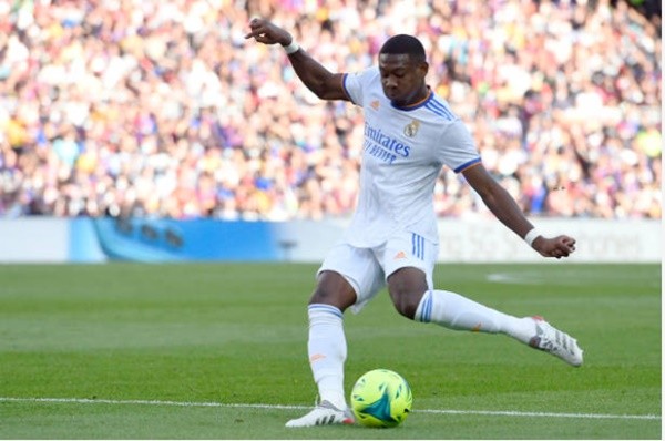 Sky Sports football journalist Joe Shread at the Emirates: - Bóng Đá