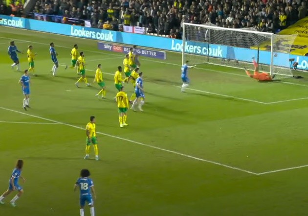 'Lính đánh thuê' M.U lập siêu phẩm lém lỉnh gây ấn tượng với Ten Hag - Bóng Đá