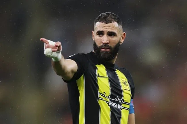 Karim Benzema’s agent sends clear transfer message to Arsenal and Chelsea - Bóng Đá