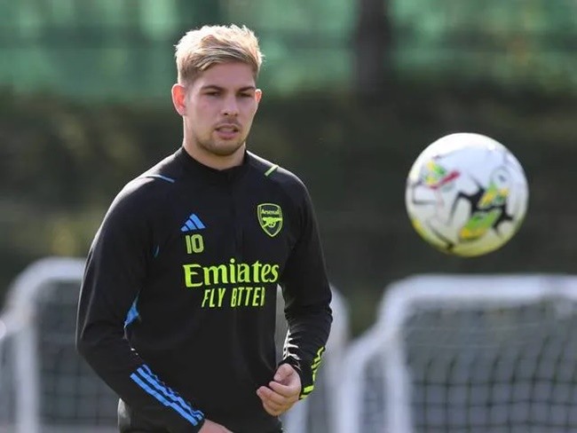 Arsenal tập - Bóng Đá