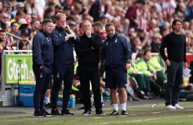 Navas mắc sai lầm nghiêm trọng, Forest lâm nguy  - Bóng Đá