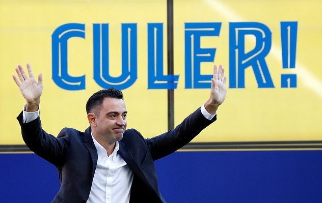 Những hình ảnh đầu tiên của Xavi tại Barcelona - Bóng Đá