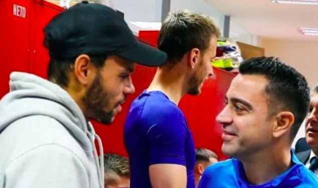 Những hình ảnh đầu tiên của Xavi tại Barcelona - Bóng Đá