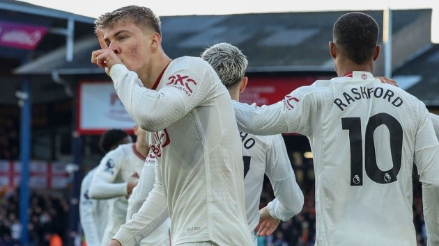 Odegaard dẫn đầu đội hình tiêu biểu vòng 25 Premier League - Bóng Đá