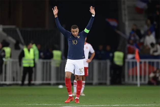 Paris Saint-Germain’s Kylian Mbappé - Bóng Đá