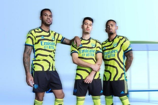 Arsenal unveil 'shock-yellow' men's away kit for 2023-24 - Bóng Đá
