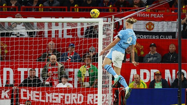 Người thắng kẻ thua sau trận derby Manchester - Bóng Đá