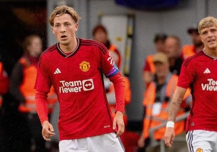 Official: Savage - Bóng Đá