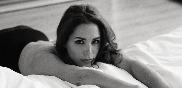 Nathalie Dendekker - Bóng Đá