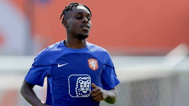 Bayer Leverkusen react to Man Utd interest in Jeremie Frimpong - Bóng Đá