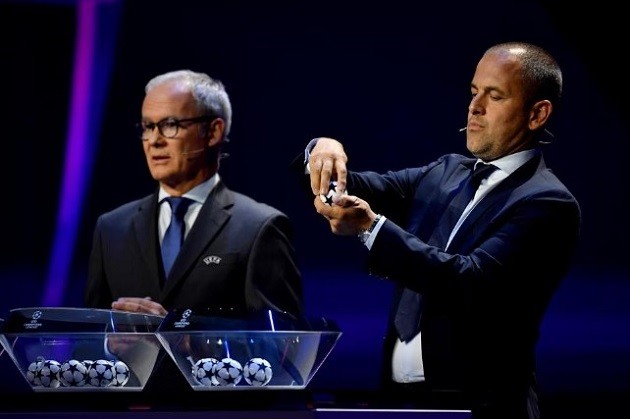 Bốc thăm chia bảng C1: Newcastle rơi vào bảng tử thần; Man Utd đụng độ Bayern - Bóng Đá