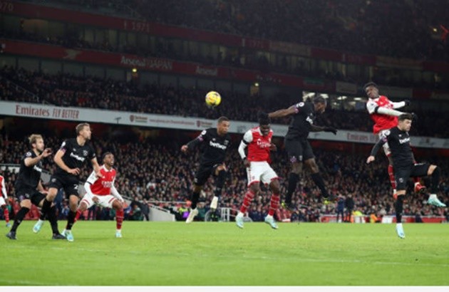 Ngược dòng đẳng cấp, Arsenal xây chắc ngôi đầu - Bóng Đá