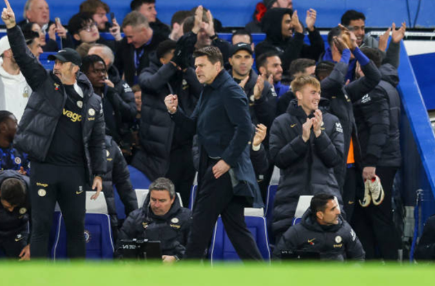  Kylian Mbappé arrives to meet with Emmanuel Macron, Nasser Al Khelaifi and Emir of Qatar. - Bóng Đá