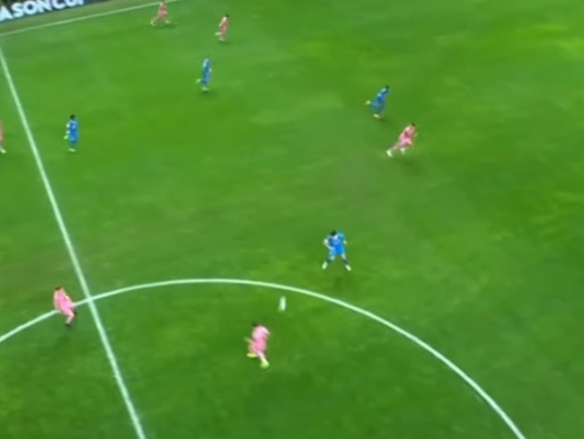 Messi vs Al Hilal - Bóng Đá