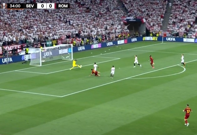 Dybala khóc - Bóng Đá