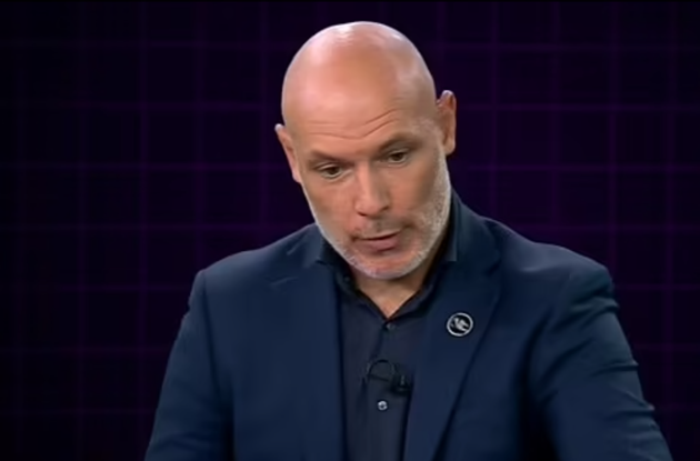 Howard Webb khẳng định VAR đã đúng - Bóng Đá