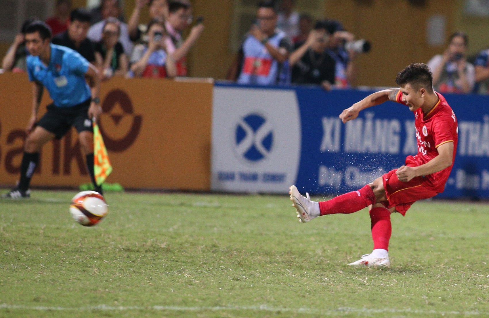 Những thương vụ bom xịt khi 'mua theo ý thầy' tại Old Trafford - Bóng Đá