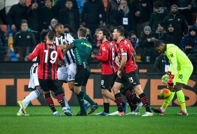 Rice solo ghi bàn - Bóng Đá