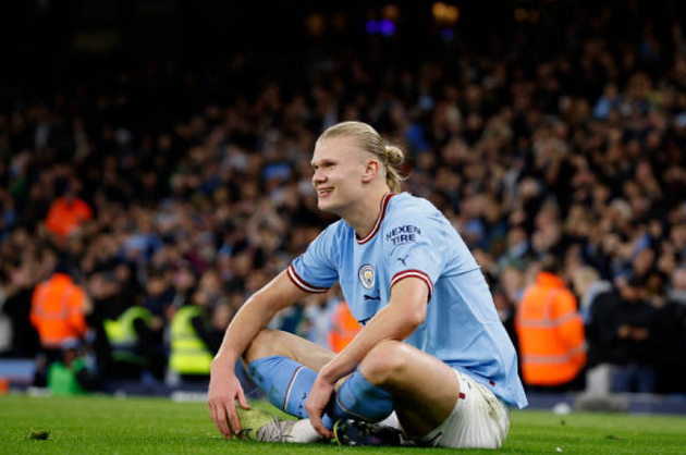 Sự khác biệt Erling Haaland - Bóng Đá